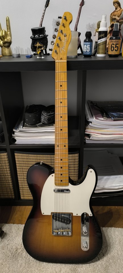 Fender Telecaster Vintera 2019 de segunda mano · Foto 1 de 6 · Ourense · 800 €