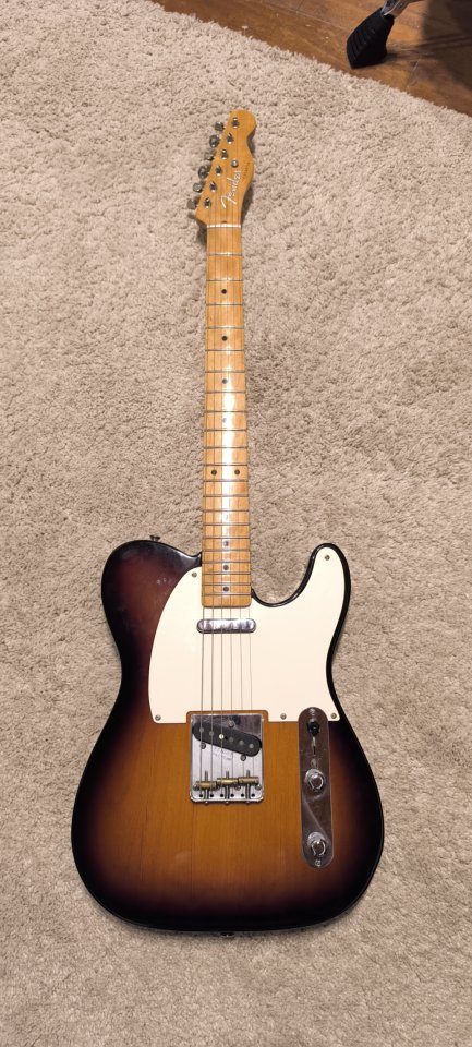 Fender Telecaster Vintera 2019 de segunda mano · Foto 2 de 6 · Ourense · 800 €