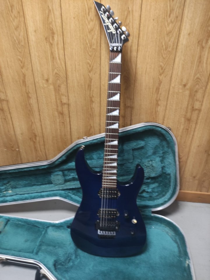 Jackson Professional Dinky (Japón, años 90, Transparent Blue)