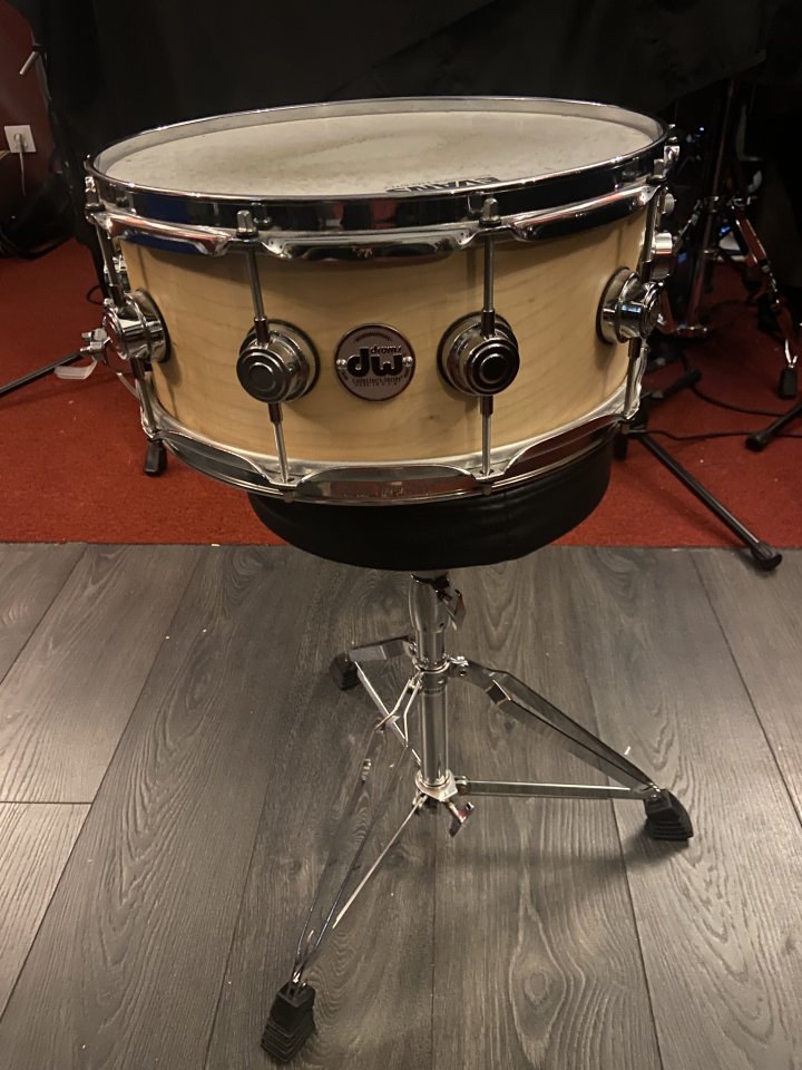 VENDO CAJA DW COLLECTORS