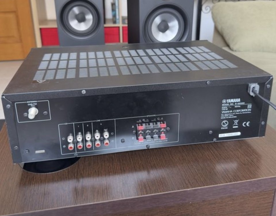 Amplificador Yamaha R-S202D