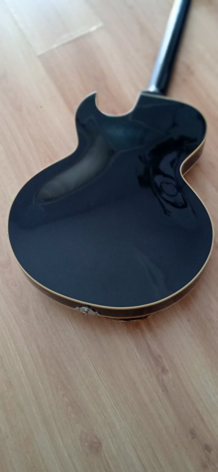 Gibson es135 1996 de segunda mano · Foto 5 de 10 · Málaga · 2100 €