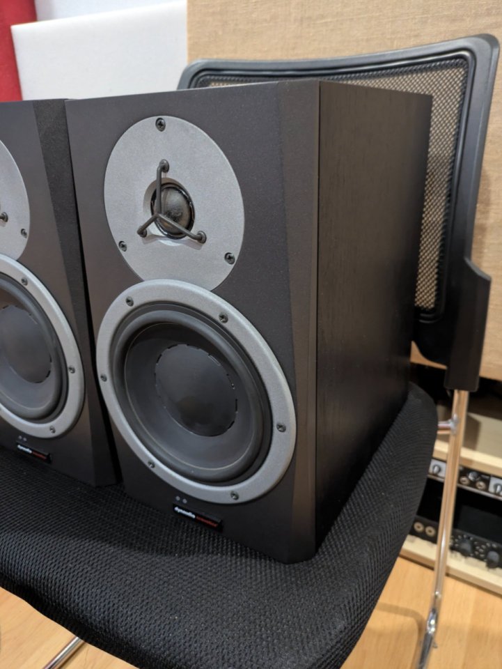 Dynaudio bm5a MkI de segunda mano · Foto 3 de 5 · Murcia · 400 €