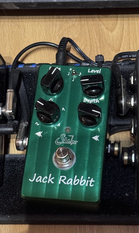 Suhr Rabbit tremolo de segunda mano · Valencia · 200 €