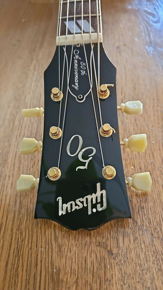 Gibson hummingbird custom shop 50th