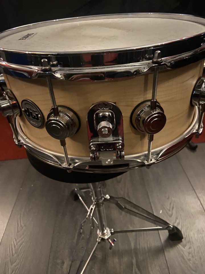 VENDO CAJA DW COLLECTORS