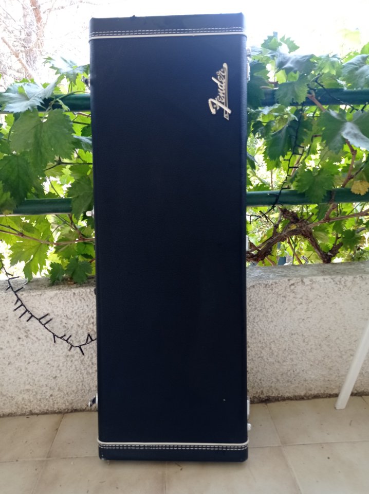 Fender Tom Morello Arm the Homeless de segunda mano · Foto 10 de 10 · Madrid · 1300 €