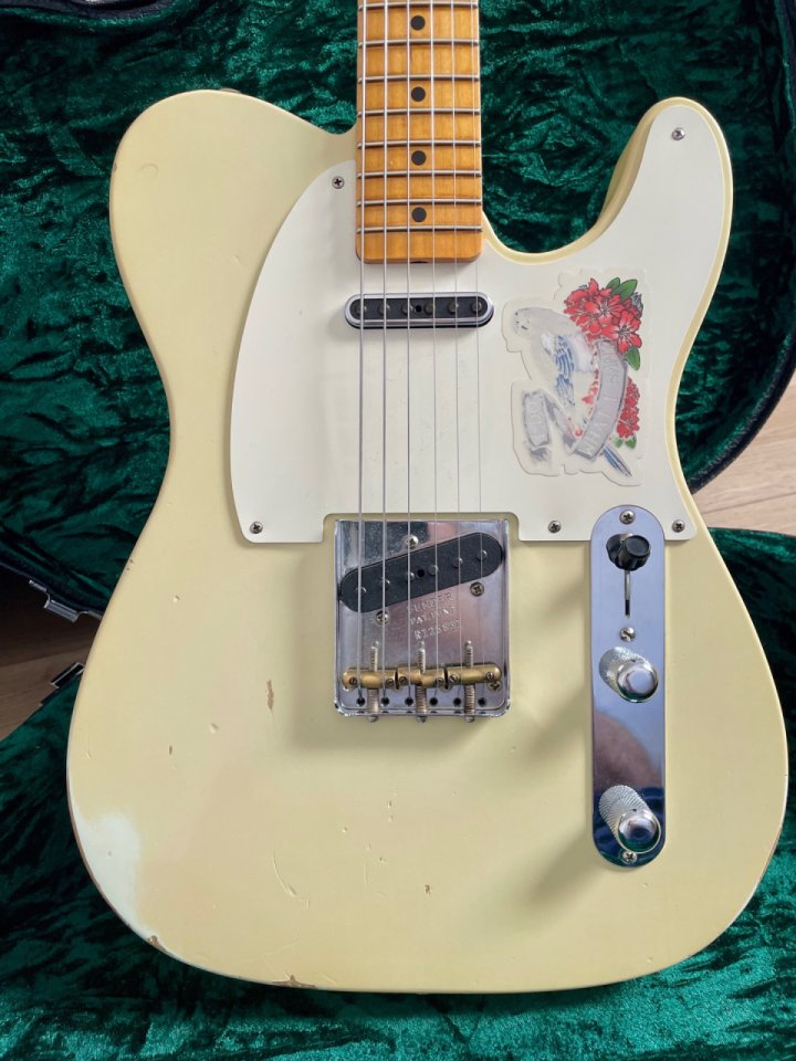 2021 Fender CS Tomatillo Telecaster 3.2kg de segunda mano · Foto 1 de 3 · Granada · 3500 €