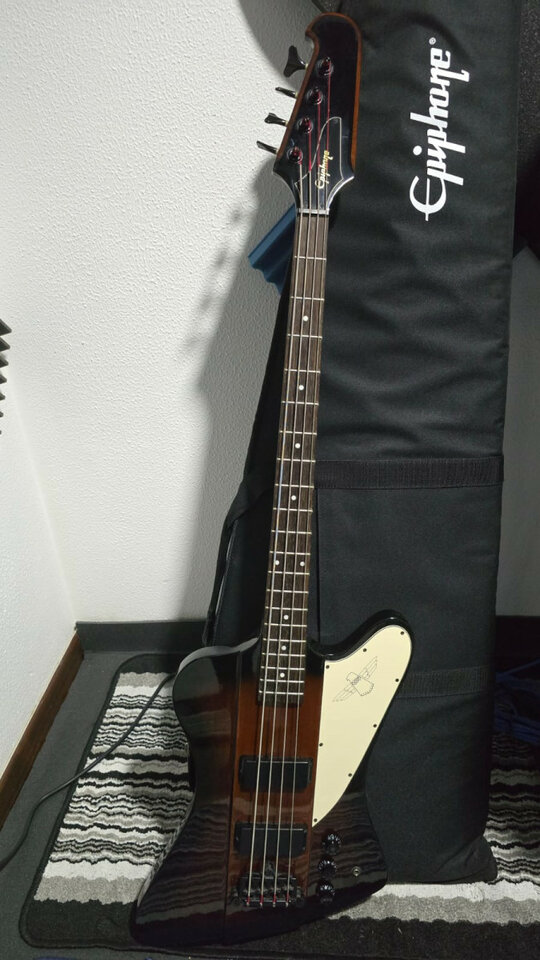 RESERVADO Epiphone Thunderbird IV VSB 2008