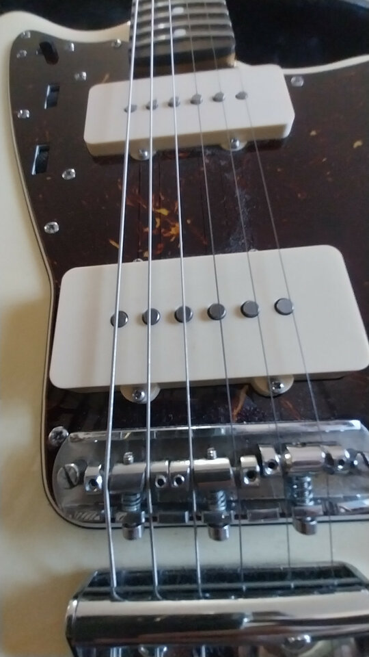 Squier J Mascis 2017 CAMBIO