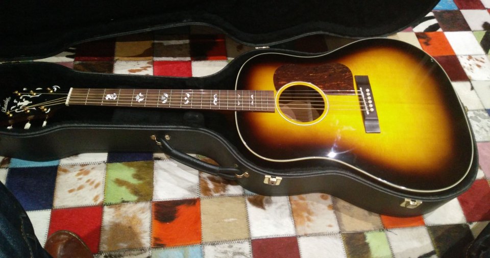 Cambio más vender (con dudas), Blueridge BG140.