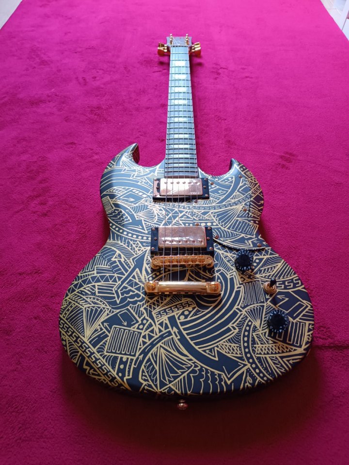 CUSTOMIZA tu Guitarra Eléctrica!