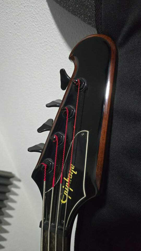 RESERVADO Epiphone Thunderbird IV VSB 2008