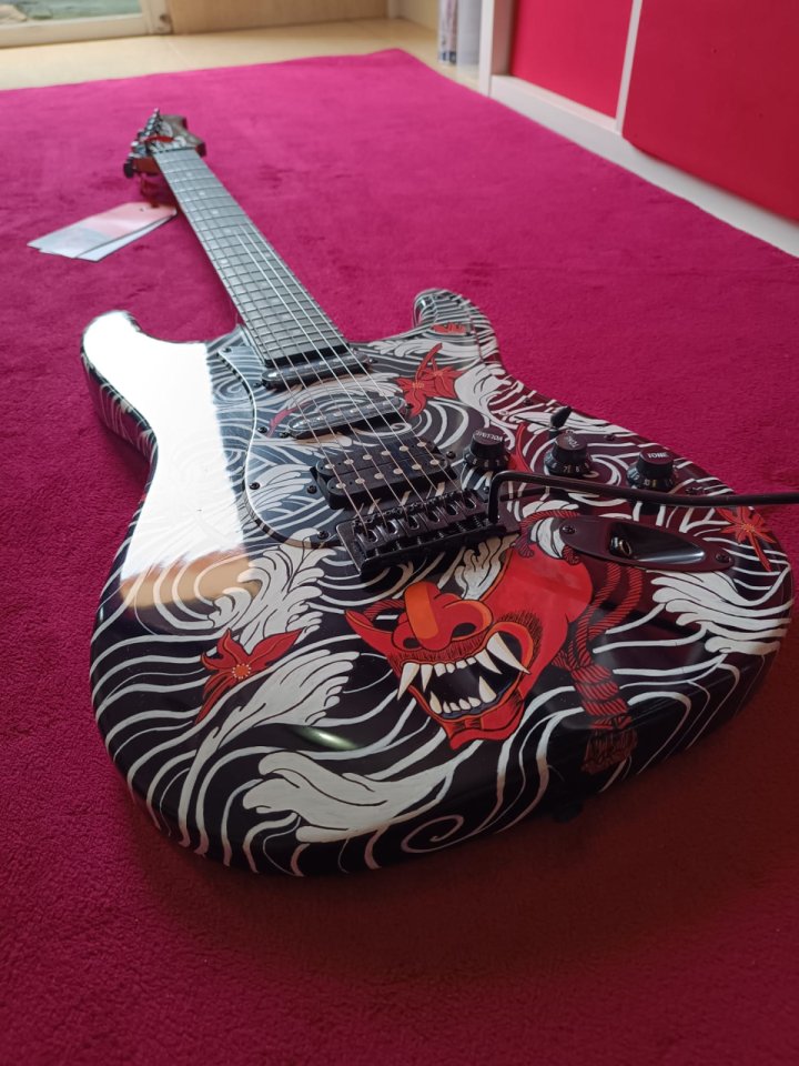 CUSTOMIZA tu Guitarra Eléctrica!