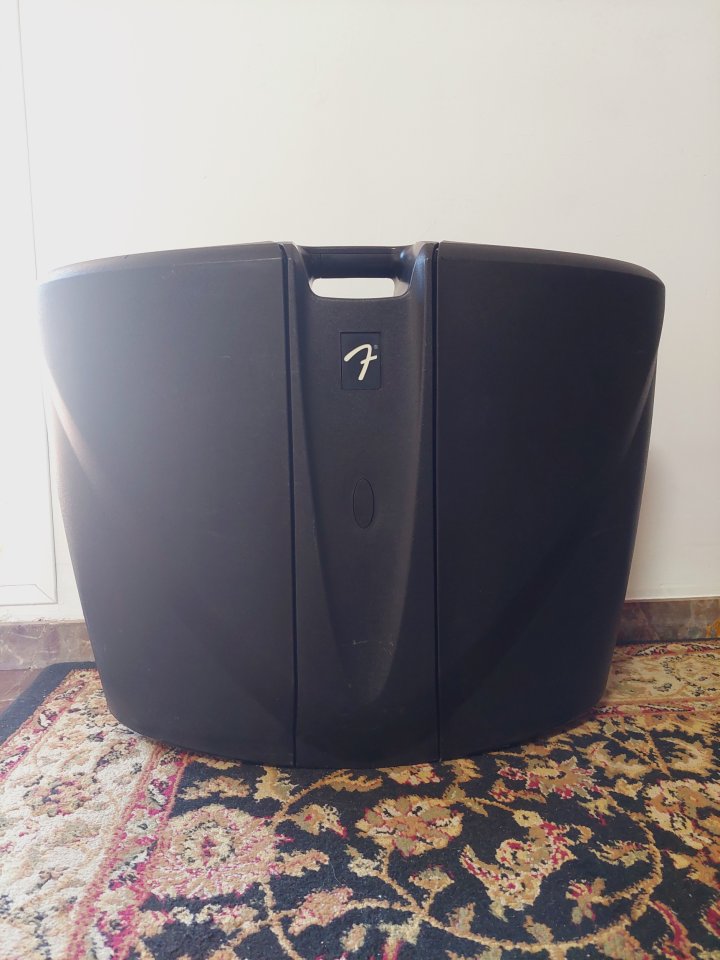 Fender Passport 300 Pro Equipo Completo