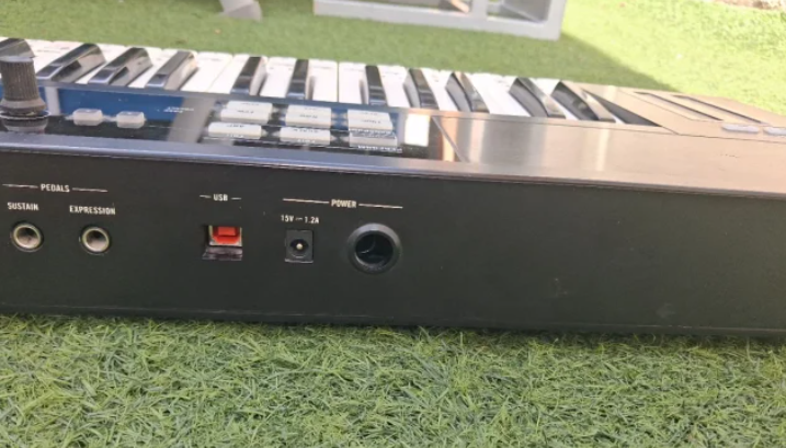 NATIVE INSTRUMENTS Komplete Kontrol S61 de segunda mano · Foto 6 de 6 · Illes Balears · 40 €