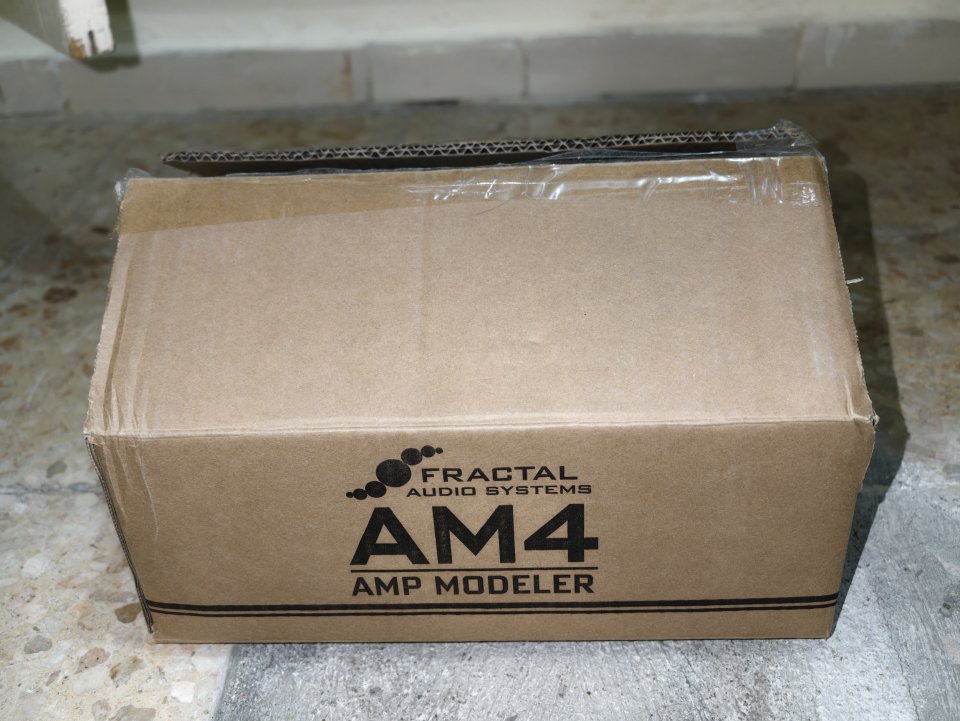 Fractal Audio AM4 + Cab packs & IRs de pago extra de segunda mano · Foto 7 de 7 · Madrid · 700 €