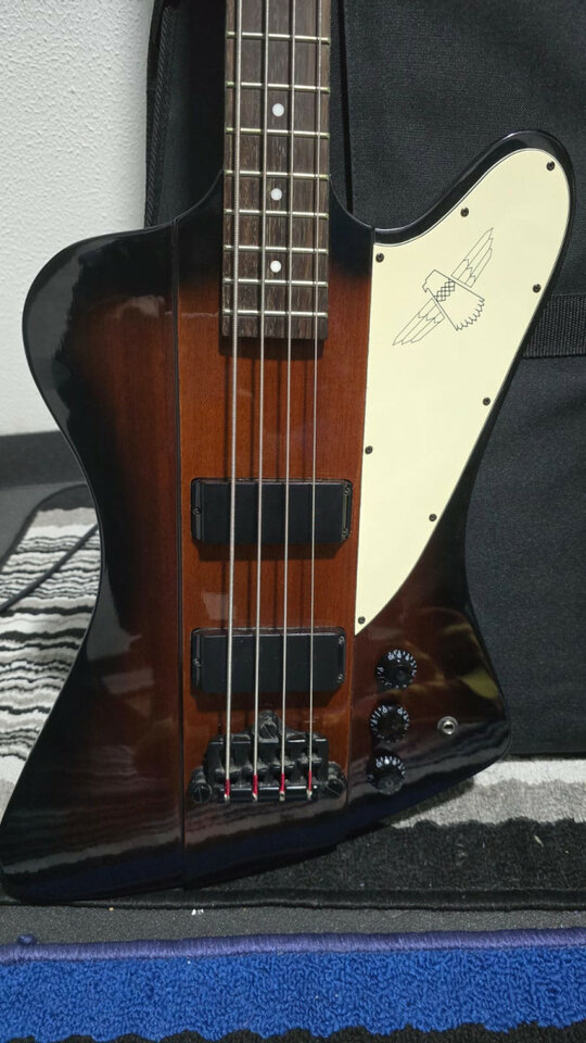 RESERVADO Epiphone Thunderbird IV VSB 2008