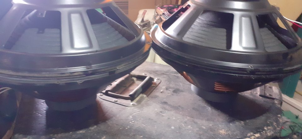 4 altavoces de 12" 30/40w.a 16ohmios