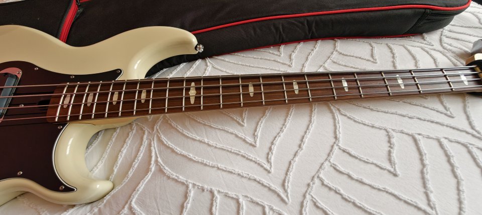 Yamaha BB424X Vintage White (2011) en estado de coleccionista