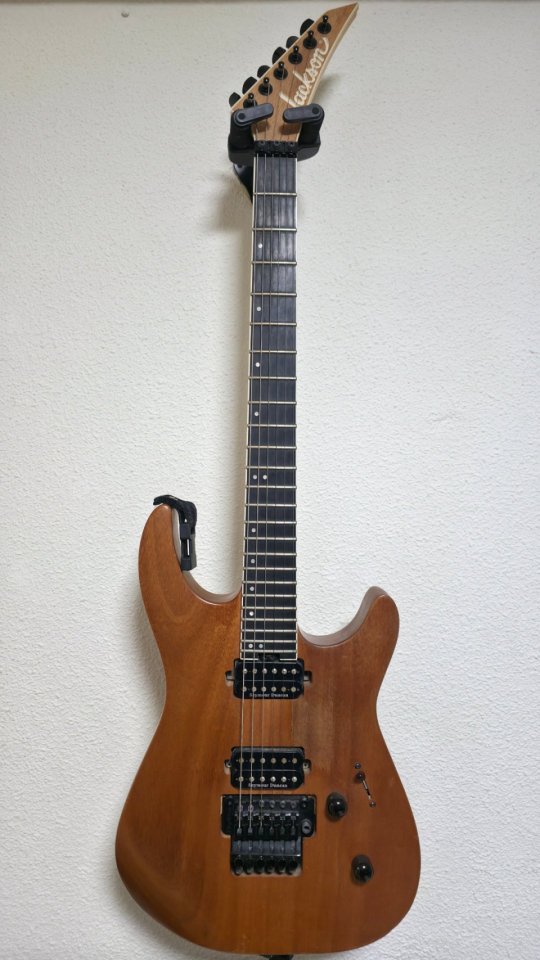 Guitarra Eléctrica Jackson Pro DK2 Okoume (lutier)