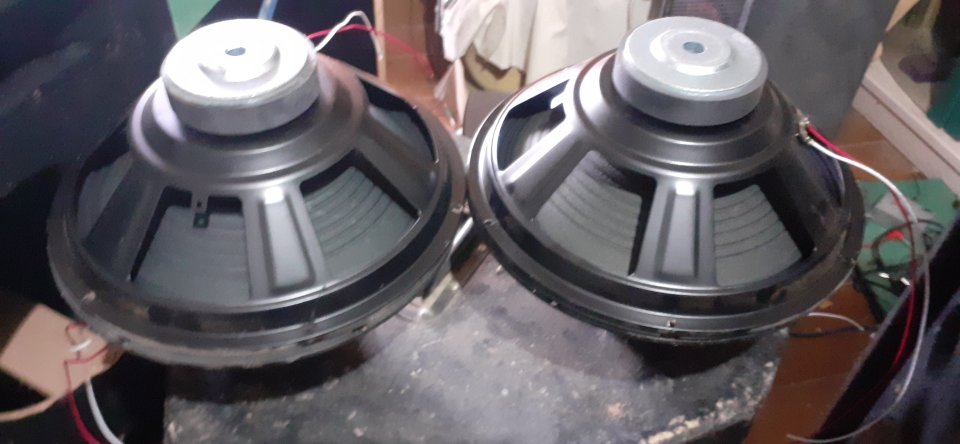 4 altavoces de 12" 30/40w.a 16ohmios