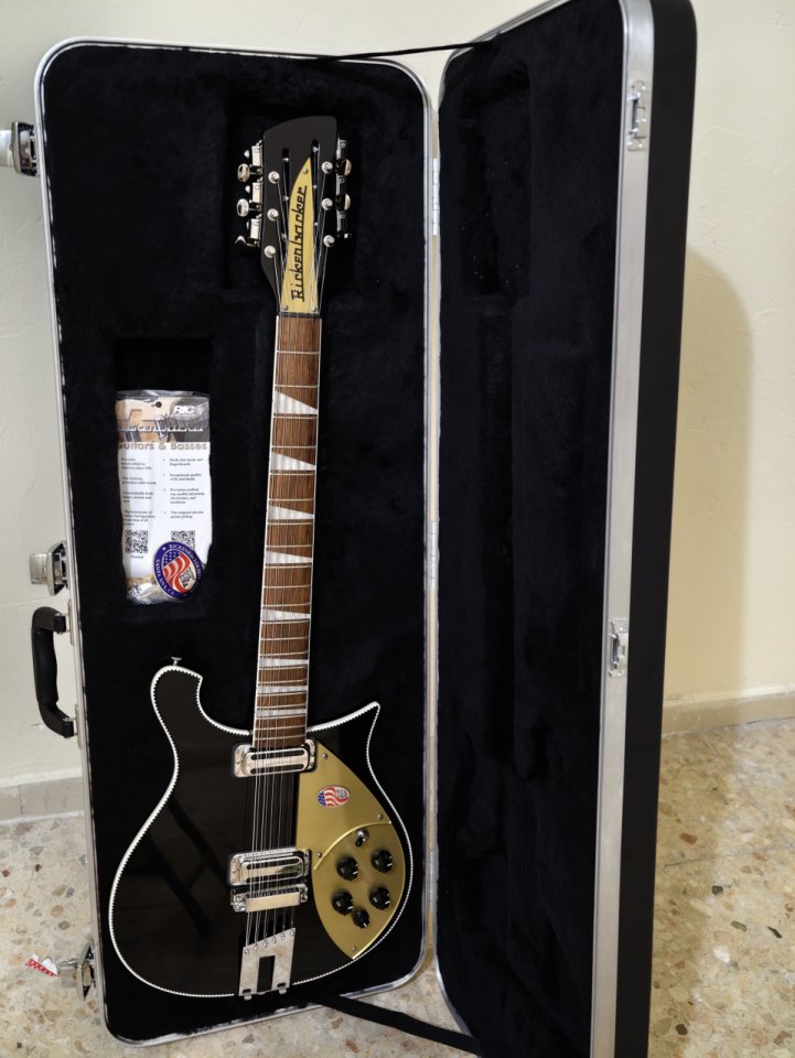 Rickenbacker 660/12 Jetglo 2026 , Nueva sin estrenar. de segunda mano · Foto 2 de 7 · Madrid · 3399 €