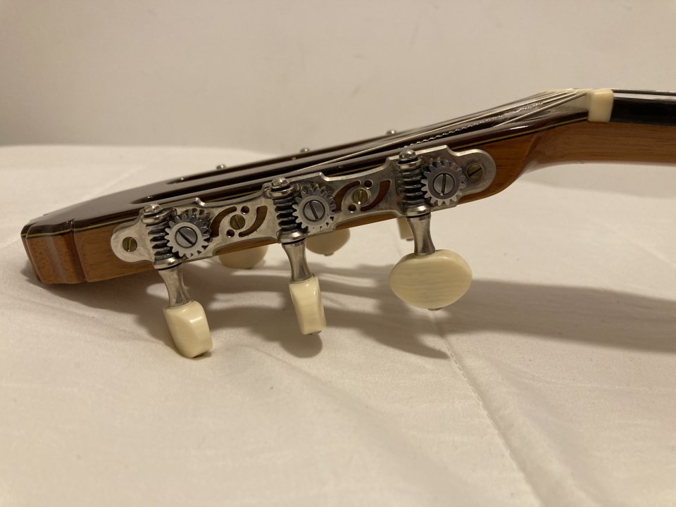 Ángel Benito Aguado — Guitarra de concierto 2013 | Cedro + Nomex | Pau Ferro de segunda mano · Foto 4 de 10 · Madrid · 4800 €