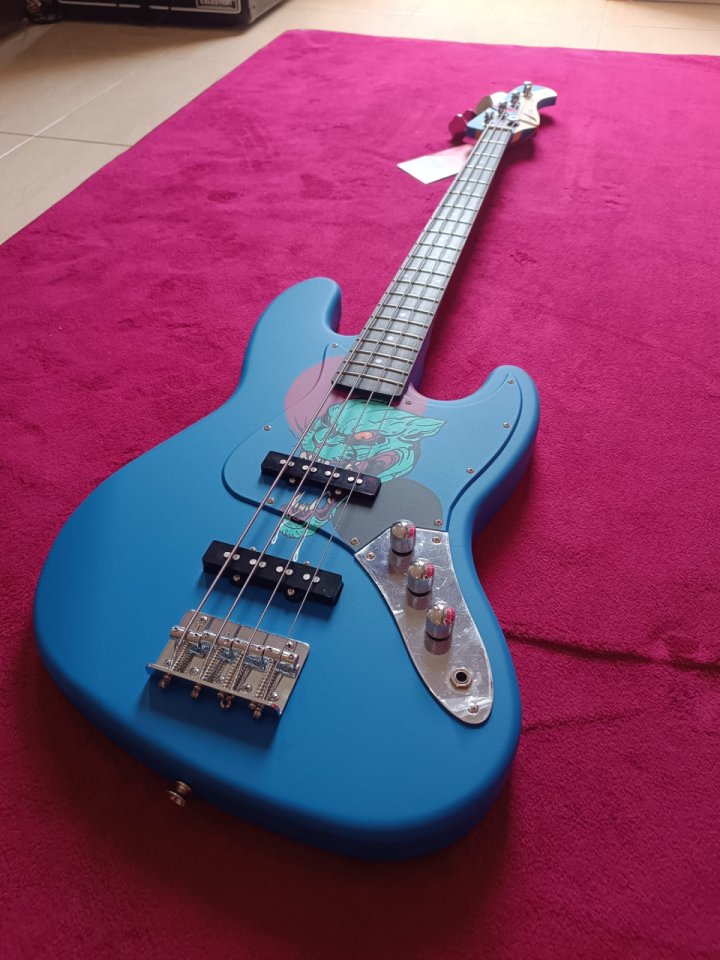 CUSTOMIZA tu Bajo Eléctrico!