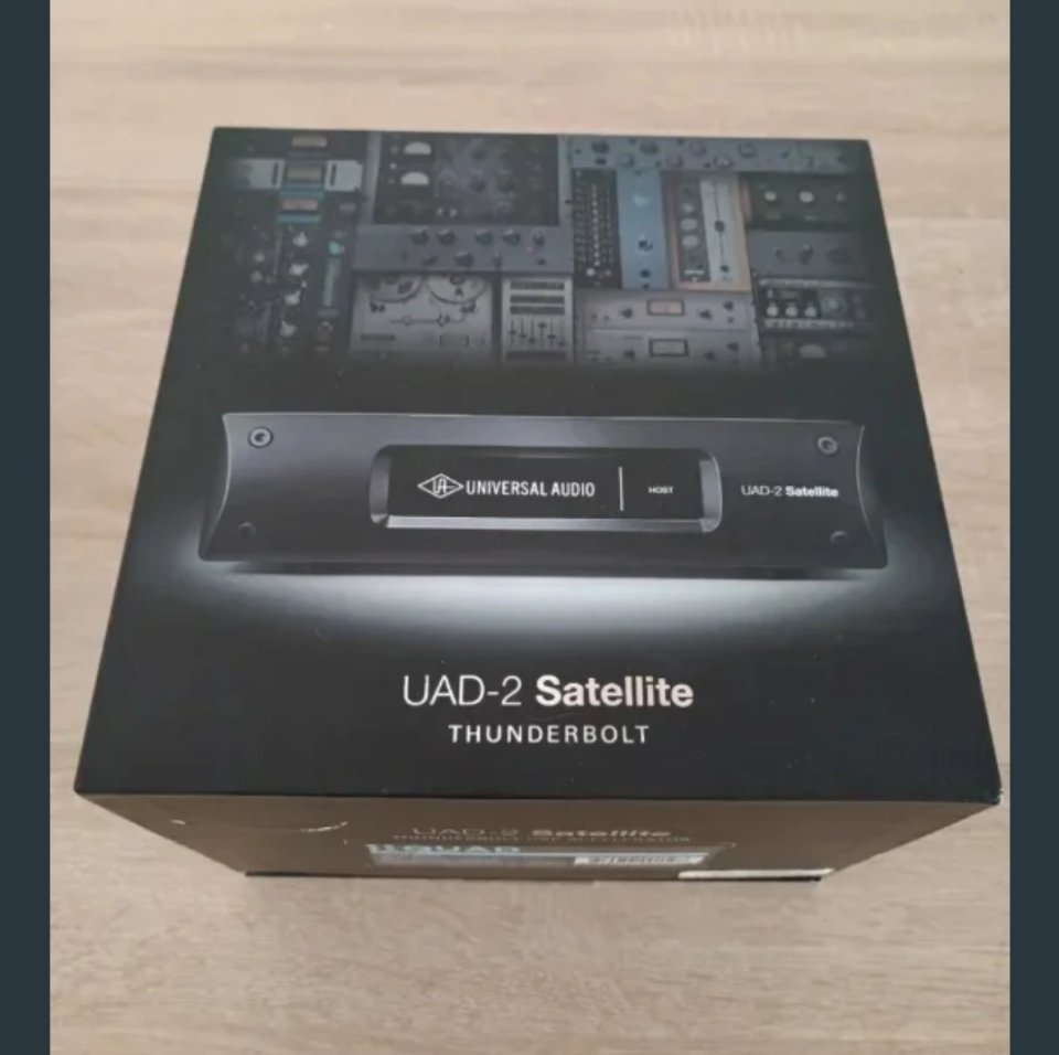 Apollo X4 Thunderbolt + UAD-2 Satellite Quad Thunderbolt 3 de segunda mano · Foto 3 de 4 · Barcelona · 1800 €