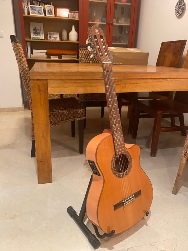 Guitarra Alhambra 3F CW E1 T de segunda mano · Foto 2 de 7 · Alicante · 530 €