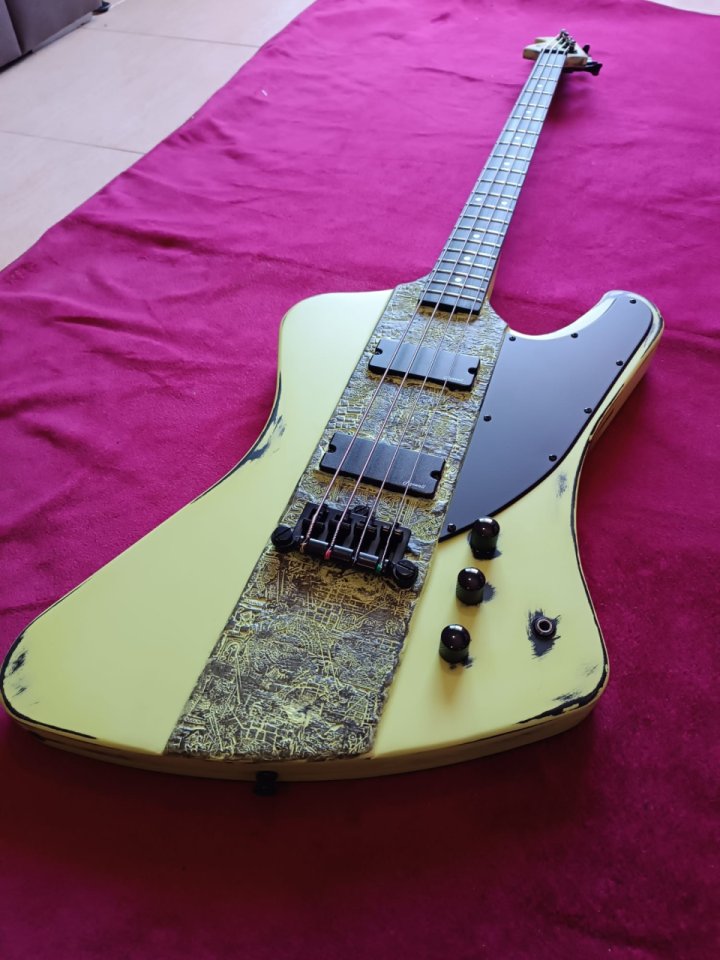 CUSTOMIZA tu Bajo Eléctrico!