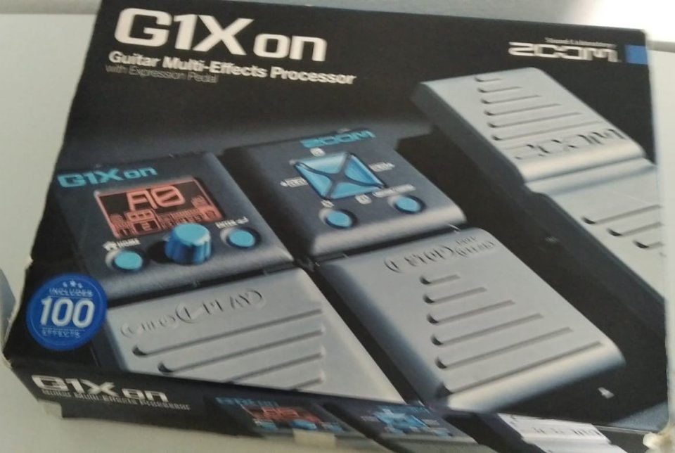 Pedalera multi efectos Zoom G1X ON de segunda mano · Foto 3 de 7 · Valencia · 45 €