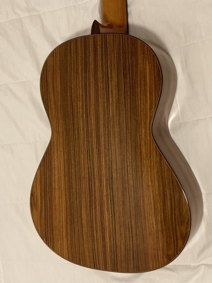 Ángel Benito Aguado — Guitarra de concierto 2013 | Cedro + Nomex | Pau Ferro de segunda mano · Foto 6 de 10 · Madrid · 4800 €
