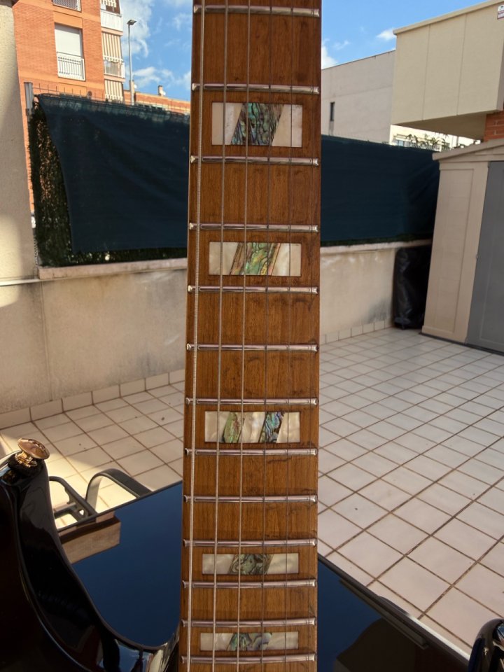 Ibanez THBB10 de segunda mano · Foto 9 de 10 · Barcelona · 1300 €