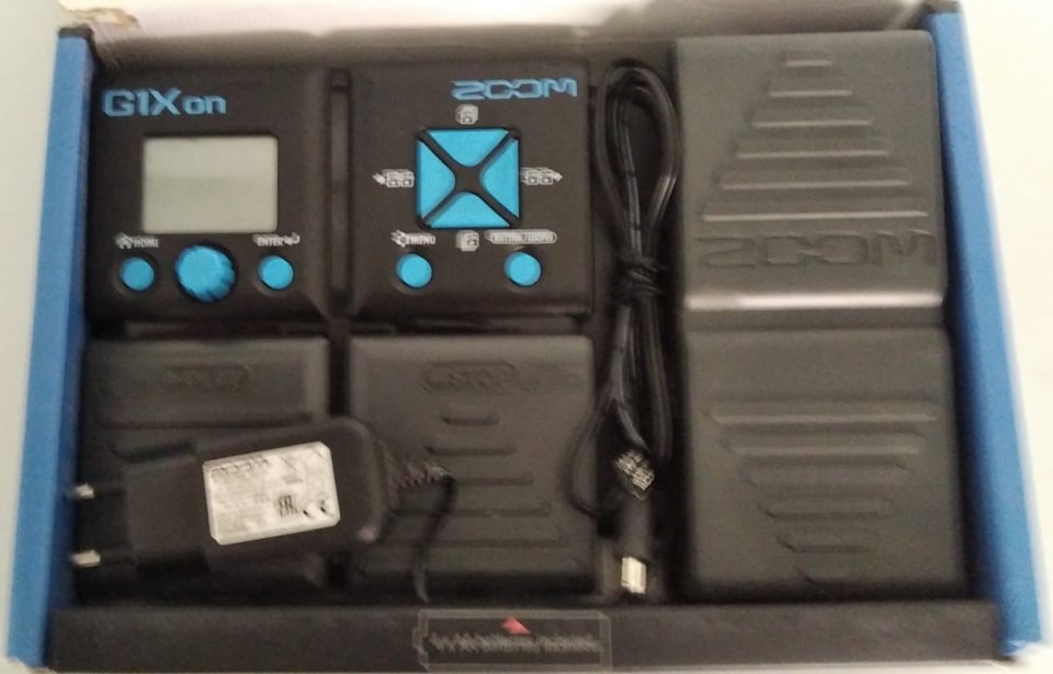 Pedalera multi efectos Zoom G1X ON de segunda mano · Foto 4 de 7 · Valencia · 45 €