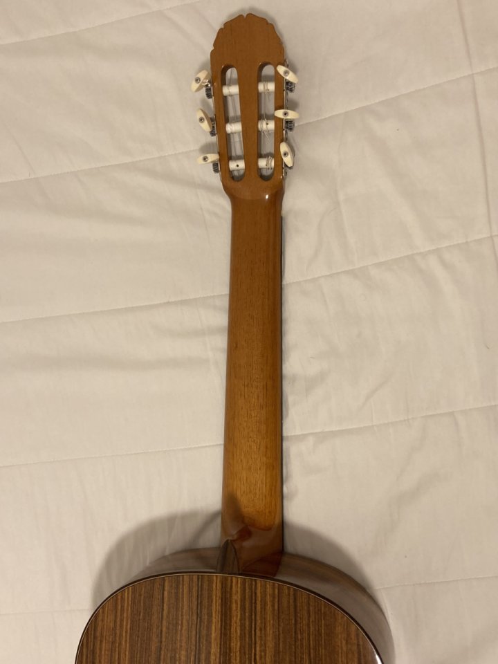 Ángel Benito Aguado — Guitarra de concierto 2013 | Cedro + Nomex | Pau Ferro de segunda mano · Foto 8 de 10 · Madrid · 4800 €