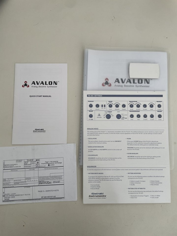 Abstrakt Avalon con 3 filtros (ROT:A / SEM / Ladder) de segunda mano · Foto 5 de 5 · Málaga · 3500 €