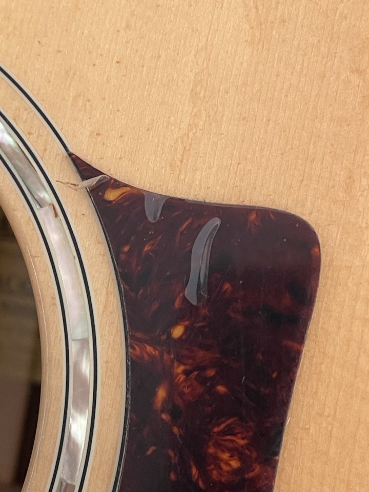 Guitarra electro-acústica Eastman AC422CE-AE