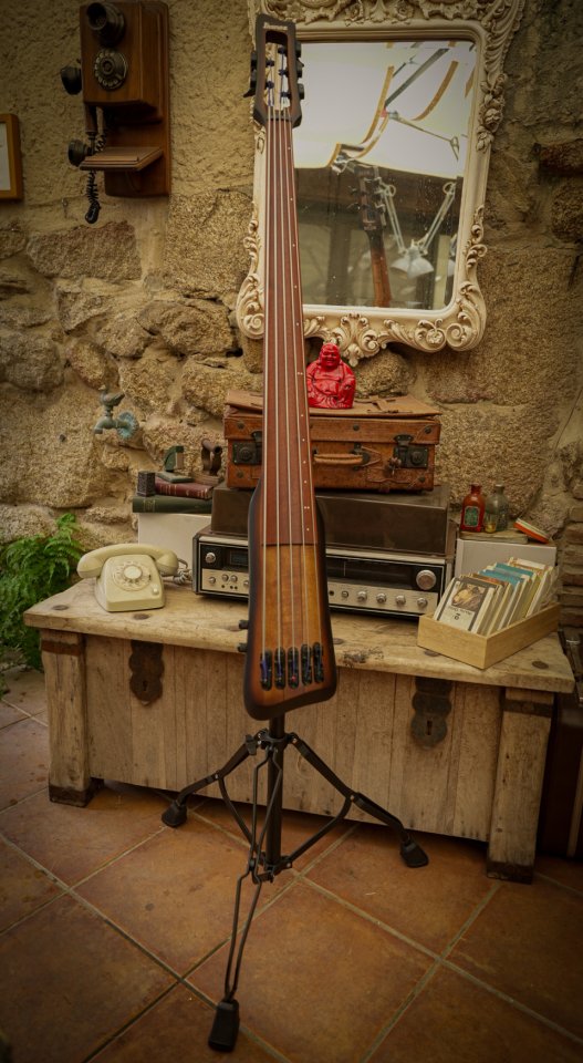 Bajo Ibanez UB805-MOB Contrabajo Eléctrico 5 strings babybass de segunda mano · Foto 2 de 10 · Pontevedra · 860 €