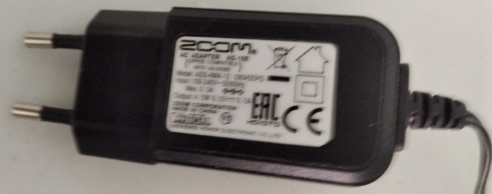 Pedalera multi efectos Zoom G1X ON de segunda mano · Foto 7 de 7 · Valencia · 45 €