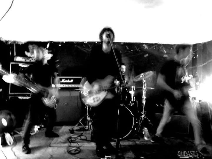 Banda de rock alternativo y post-hardcore busca guitarrista en Madrid de segunda mano · Madrid