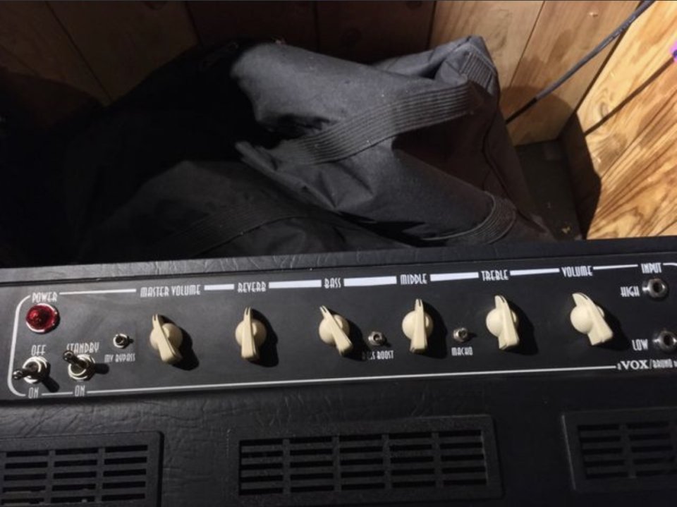 Vox TB35C2 de segunda mano · Foto 3 de 6 · Sevilla · 420 €