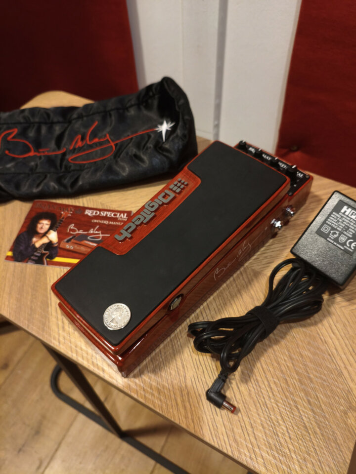 Digitech Brian May - Red Special - Edicion Limitada