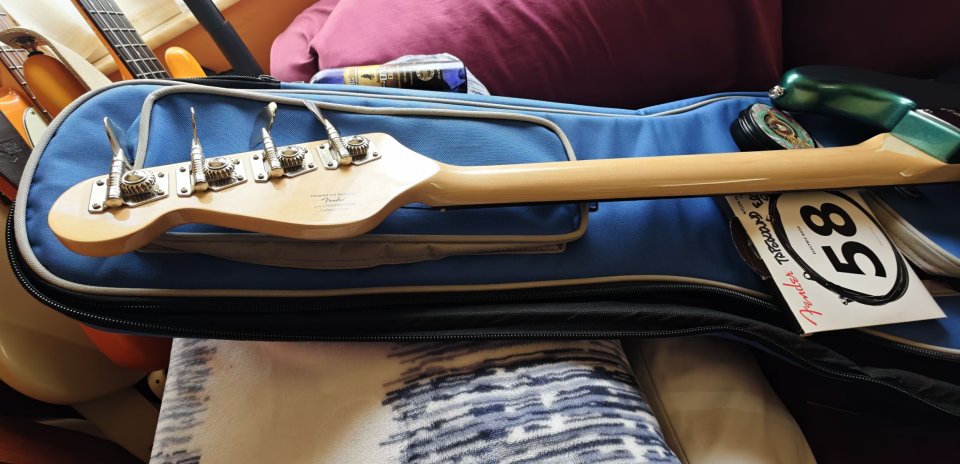 Fender Squier Paranormal Rascal Bass MUY MEJORADO