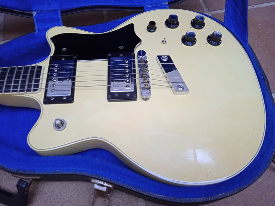 1976 Guild M-80CS M80 en Polaris White USA