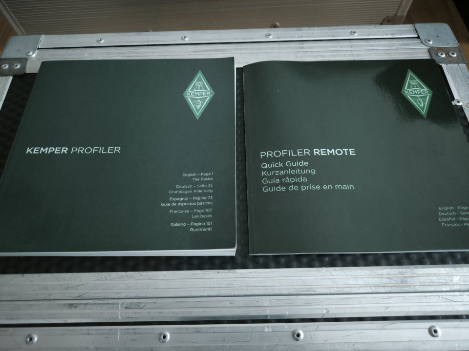 Kemper power rack + controller + flightcases + pedal expresion