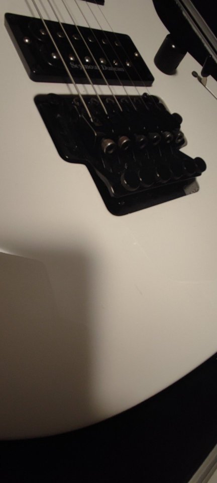 VENTA O CAMBIO Guitarra eléctrica Jackson DK2M made in Japan de segunda mano · Foto 4 de 9 · Valencia · 650 €