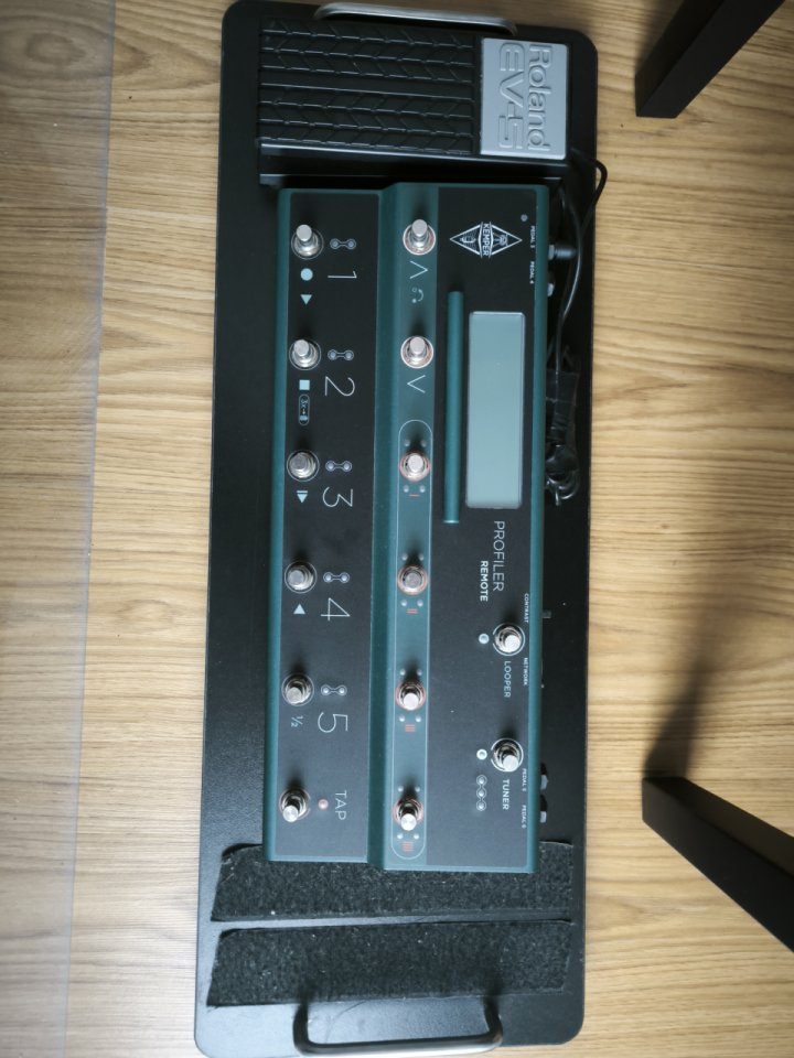 Kemper power rack + controller + flightcases + pedal expresion