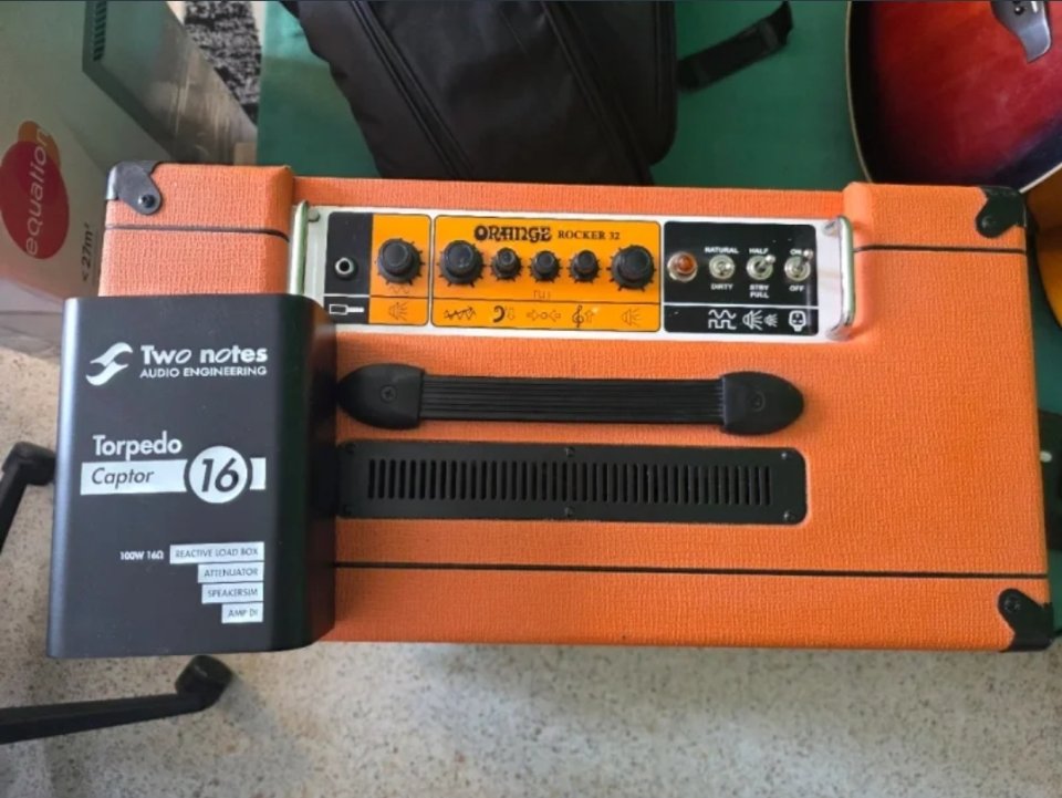 Orange Rocker 32 + Two Notes Torpedo Captor 16 de segunda mano · Foto 2 de 5 · Barcelona · 950 €